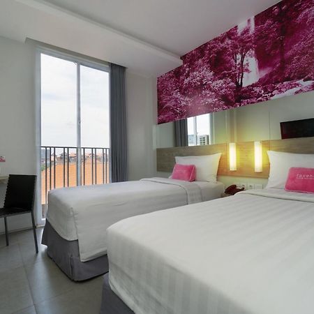Favehotel Kuta Square Екстер'єр фото
