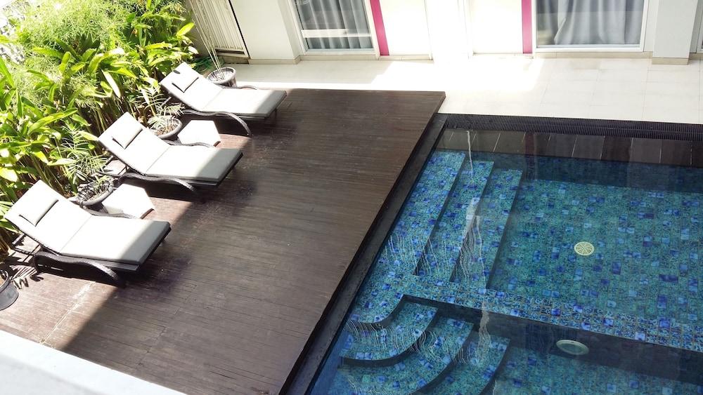 Favehotel Kuta Square Екстер'єр фото