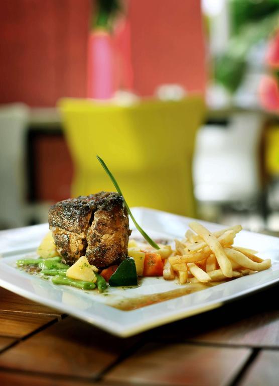 Favehotel Kuta Square Екстер'єр фото